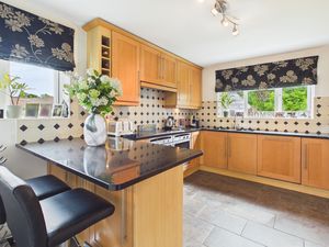 Kitchen- click for photo gallery
